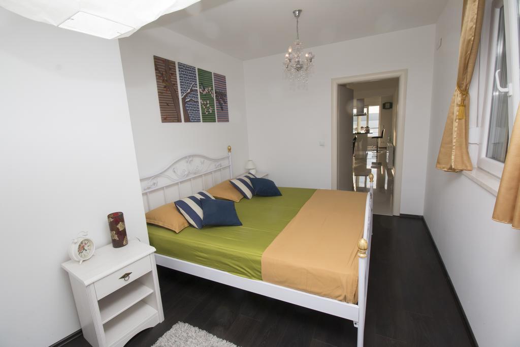 Apartment Mate Omis Luaran gambar
